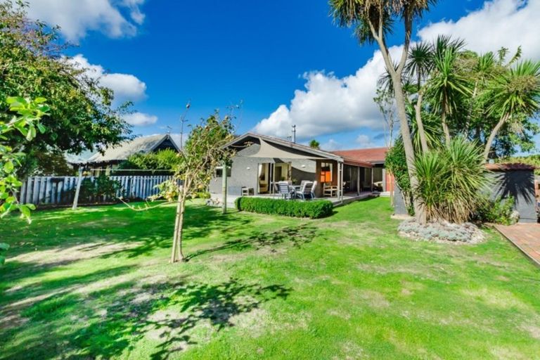 Photo of property in 67 Belvedere Avenue, Waikanae, 5036