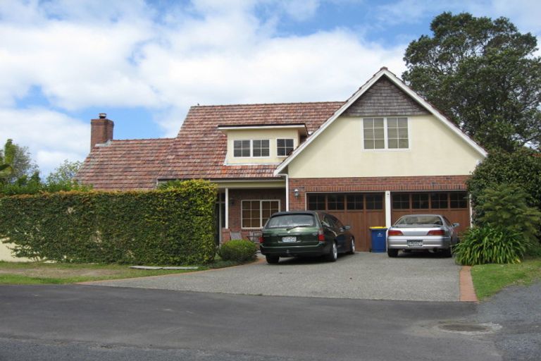 Photo of property in 81 Ferry Parade, Herald Island, Auckland, 0618