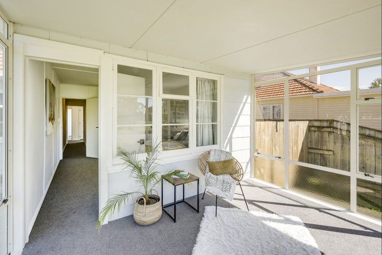 Photo of property in 55 Douglas Mclean Avenue, Marewa, Napier, 4110