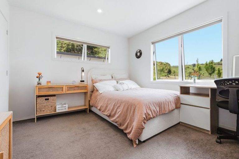 Photo of property in 40 Grant Road, Kinloch, Taupo, 3385