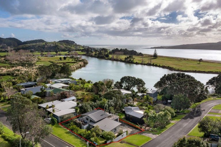 Photo of property in 6a Pokohui Avenue, Raglan, 3225