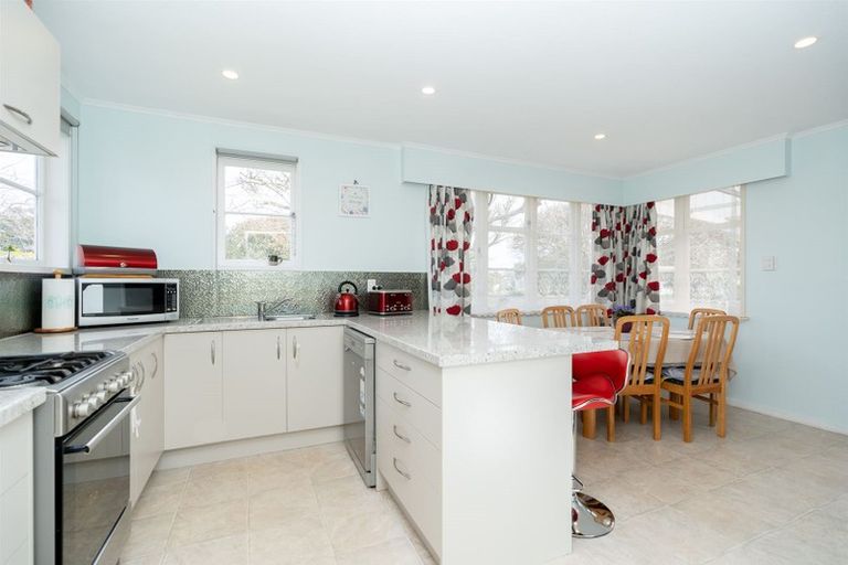 Photo of property in 3 Armitage Place, Fairfield, Hamilton, 3214