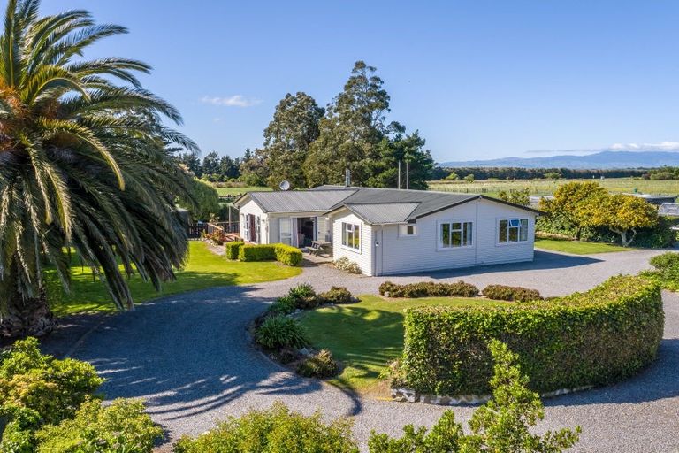 Photo of property in 49 Western Lake Road, Western Lake, 5773