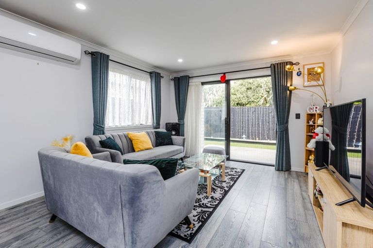 Photo of property in 25 Rosslands Avenue, Karaka, 2124