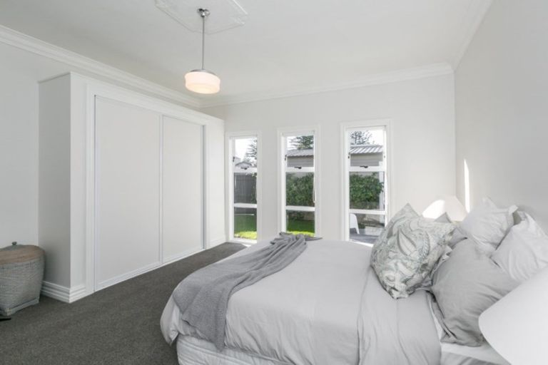 Photo of property in 1 Te Awa Avenue, Te Awa, Napier, 4110