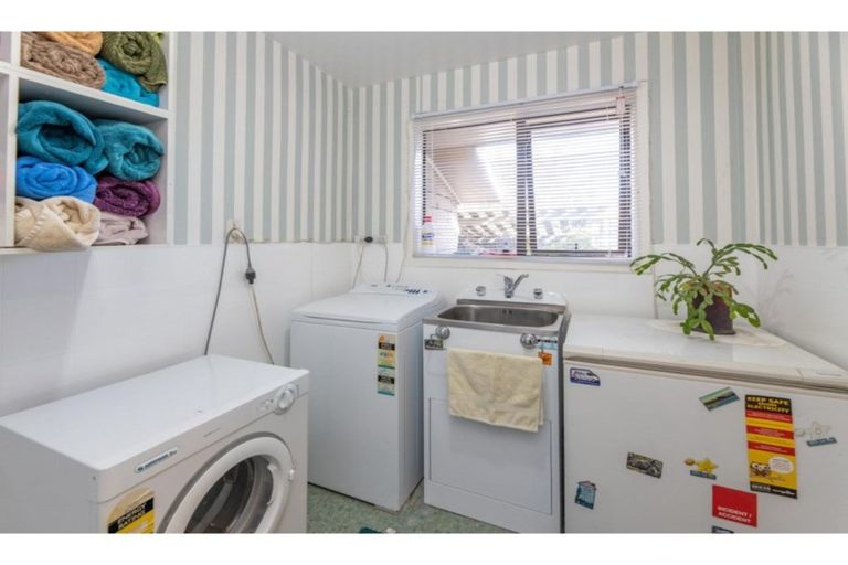 Photo of property in 40 East Belt, Rangiora, 7400