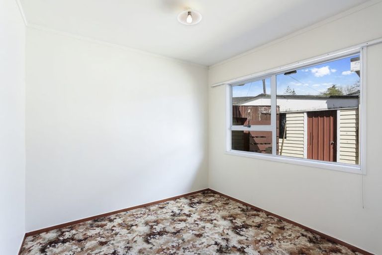 Photo of property in 412 West Coast Road, Glen Eden, Auckland, 0602