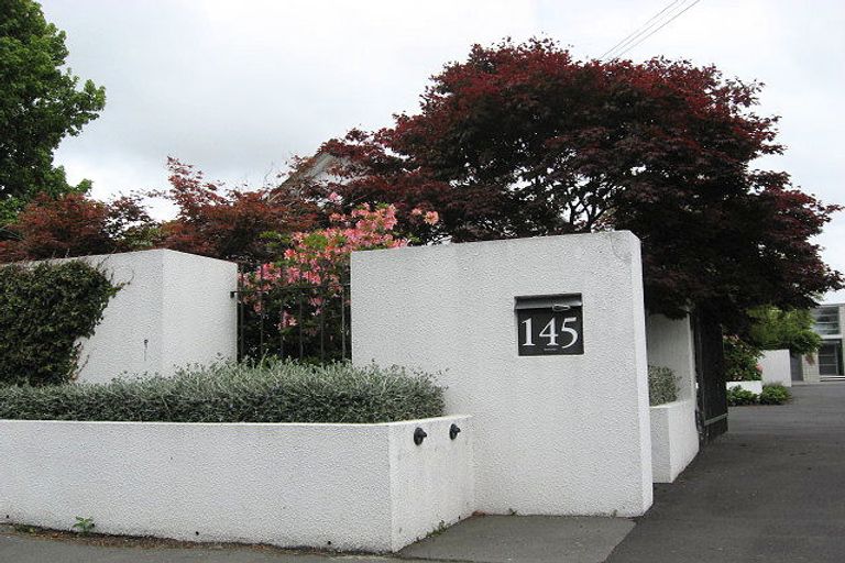 Photo of property in 145 Clyde Road, Burnside, Christchurch, 8053