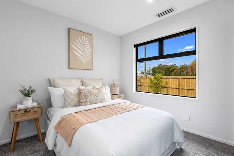 Photo of property in 10 Kendal Avenue, Burnside, Christchurch, 8053