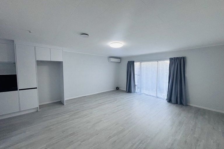 Photo of property in 6/4 Ashby Place, Pukekohe, 2120