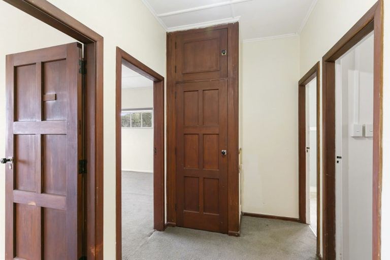 Photo of property in 11b Upper Lewisville Terrace, Thorndon, Wellington, 6011