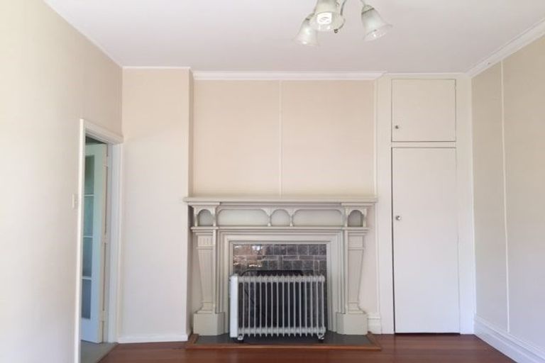 Photo of property in 22 Shakespeare Road, Bluff Hill, Napier, 4110