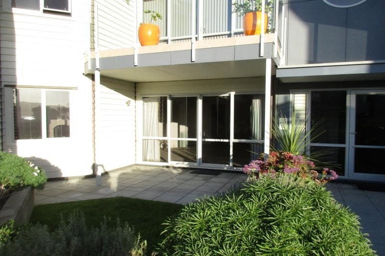 Photo of property in 9/4u Seaview Road, Paraparaumu Beach, Paraparaumu, 5032