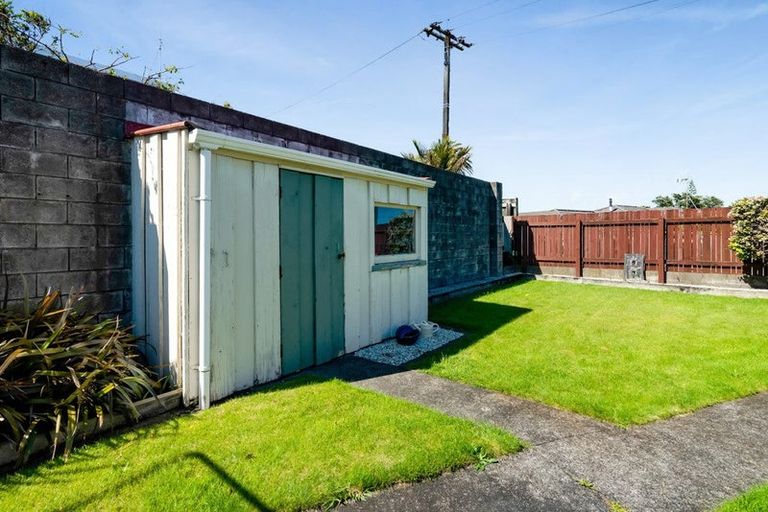 Photo of property in 59 Ngamotu Road, Moturoa, New Plymouth, 4310