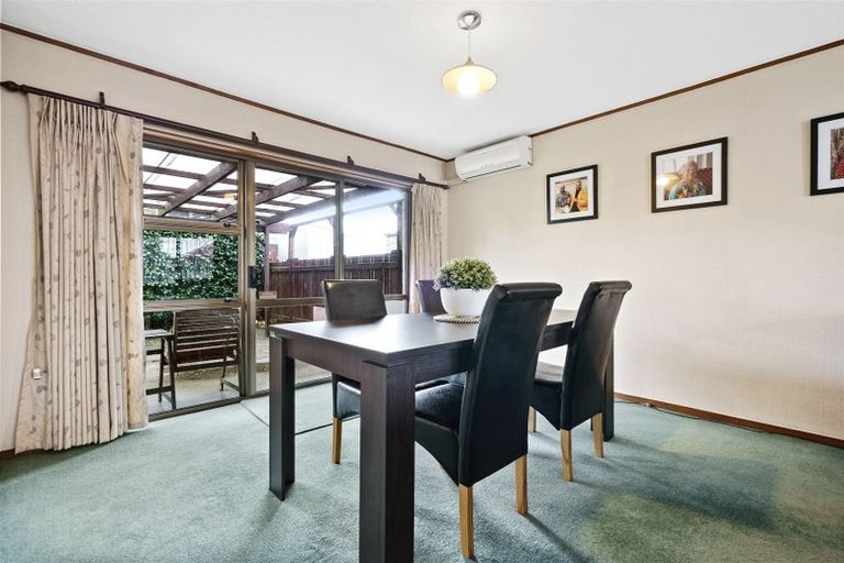 Photo of property in 2/6 Lupton Road, Manurewa, Auckland, 2102