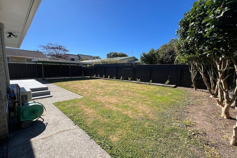 Photo of property in 13 Saint Ronans Avenue, Waterloo, Lower Hutt, 5011