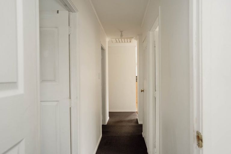 Photo of property in 14 Kellett Road, Ranui, Auckland, 0612