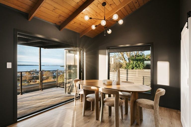 Photo of property in 2 Keam Way, Welcome Bay, Tauranga, 3112