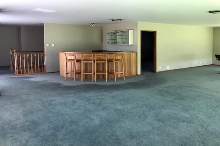 Photo of property in 7 Byron Place, Whalers Gate, New Plymouth, 4310