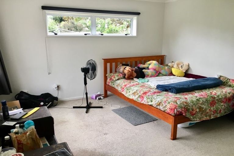 Photo of property in 3 Lochend Place, Highland Park, Auckland, 2010