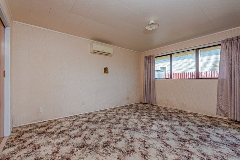 Photo of property in 6b Tararua Street, Pahiatua, 4910