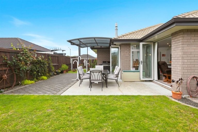 Photo of property in 45 Carrington Drive, Papamoa Beach, Papamoa, 3118