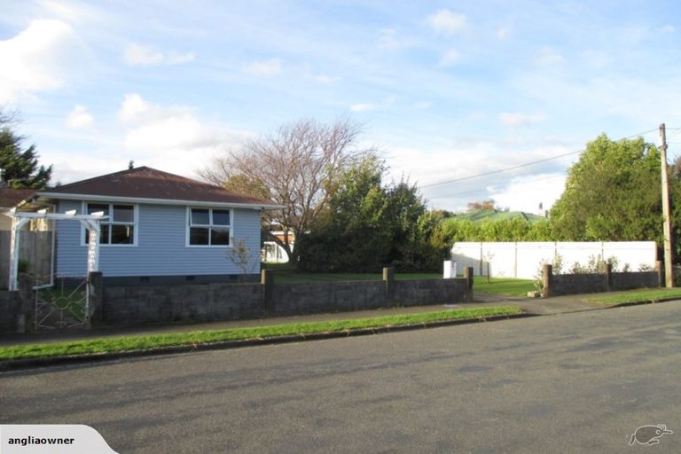 Photo of property in 5 Diamond Street, Carterton, 5713