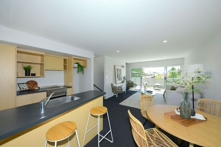 Photo of property in 130 Purchas Street, Edgeware, Christchurch, 8013
