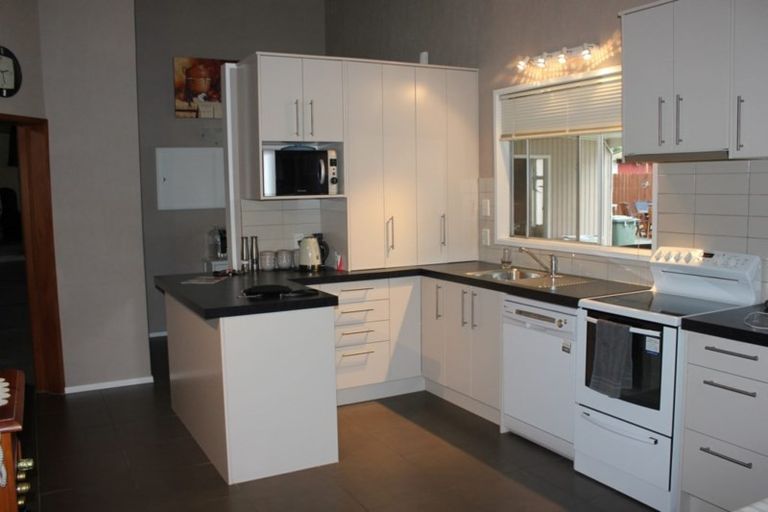 Photo of property in 87 Flaxmere Avenue, Flaxmere, Hastings, 4120