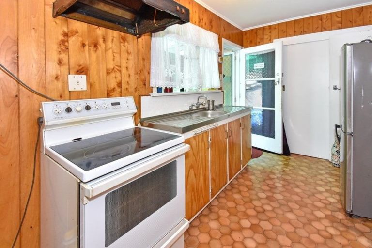 Photo of property in 519 Oruarangi Road, Mangere, Auckland, 2022