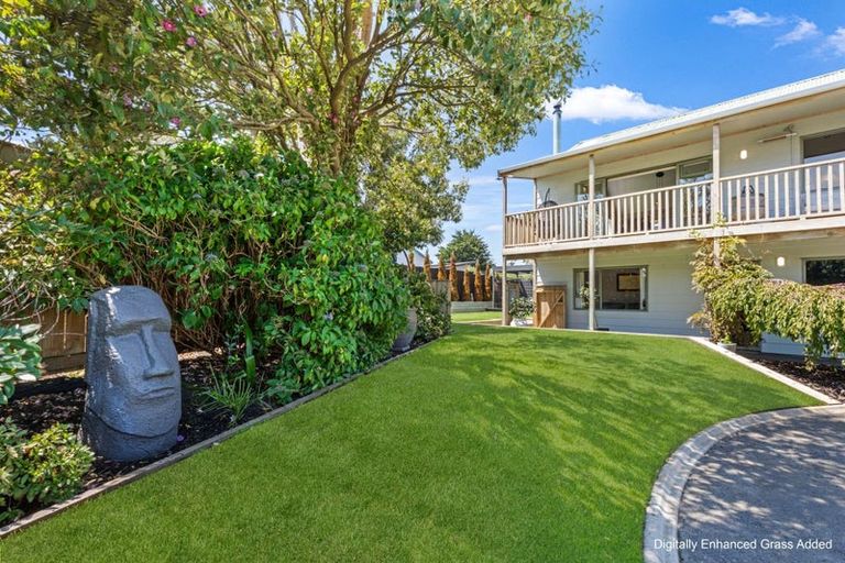 Photo of property in 11 Rawhiti Place, Saint Johns Hill, Whanganui, 4501