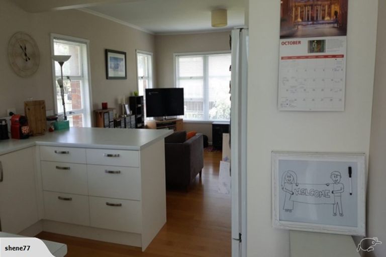 Photo of property in 1/288 Lake Road, Hauraki, Auckland, 0622