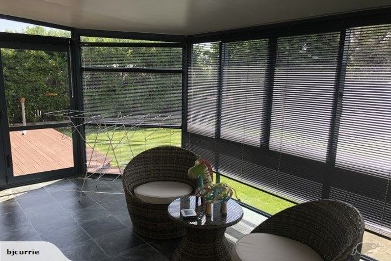 Photo of property in 60 John F Kennedy Drive, Milson, Palmerston North, 4414