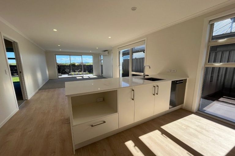 Photo of property in 56 Empire Crescent, Papamoa, 3118