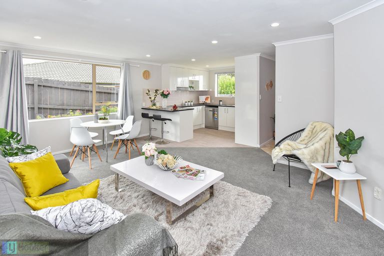 Photo of property in 26 Piriti Place, Weymouth, Auckland, 2103