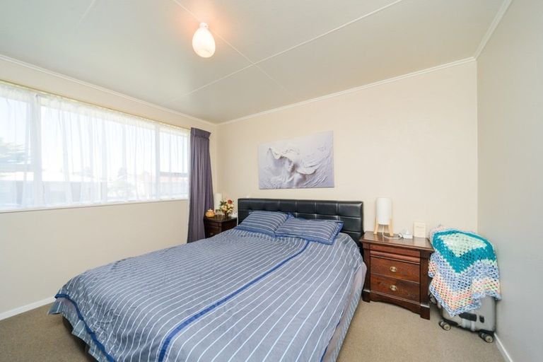 Photo of property in 5 Buller Place, Westbrook, Palmerston North, 4412