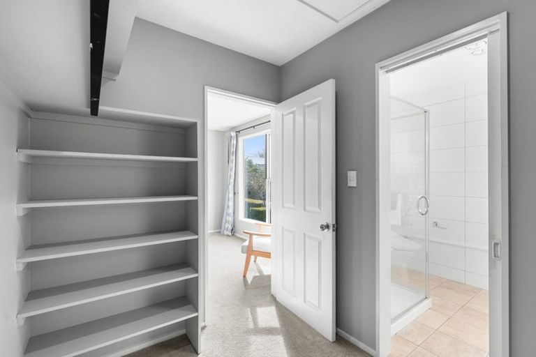 Photo of property in 5 Priorsford Court, Avonhead, Christchurch, 8042