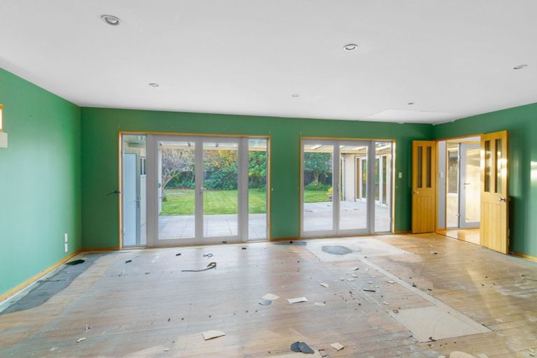 Photo of property in 49 Banks Avenue, Dallington, Christchurch, 8061