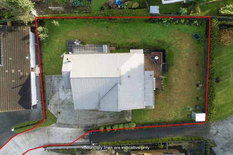 Photo of property in 11 Trosk Place, Waiuku, 2123