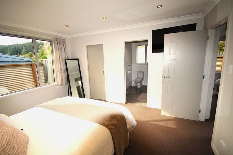 Photo of property in 300a Gladstone Road North, Mosgiel, 9092