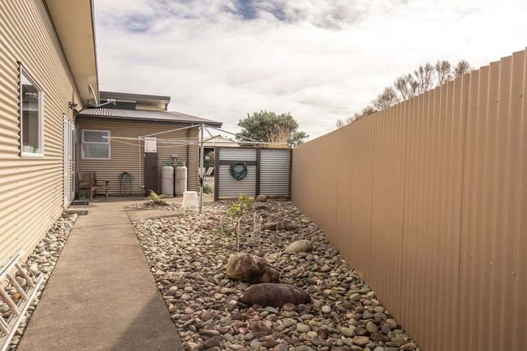 Photo of property in 21a Roebuck Street, Westport, 7825