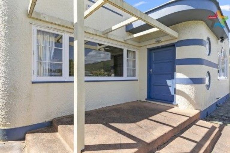 Photo of property in 3 Tawa Street, Woburn, Lower Hutt, 5010