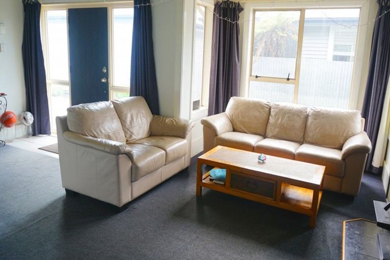 Photo of property in 1/110 Hills Road, Edgeware, Christchurch, 8013