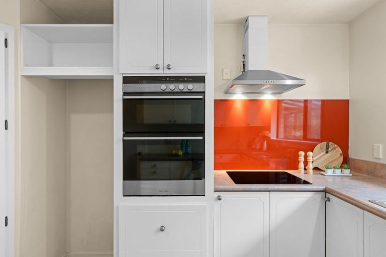 Photo of property in 2 Rubens Place, Burnside, Christchurch, 8053