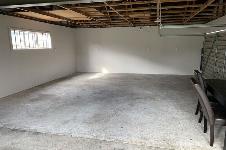 Photo of property in 62 Finlayson Avenue, Clendon Park, Auckland, 2103