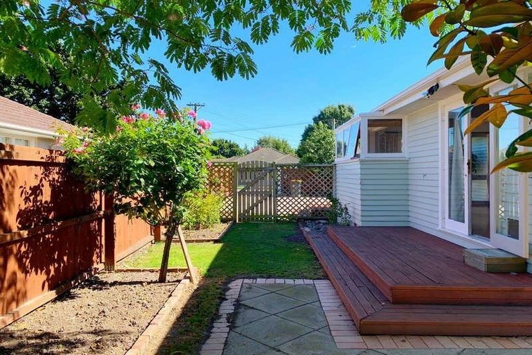Photo of property in 7 Wentworth Street, Ilam, Christchurch, 8041