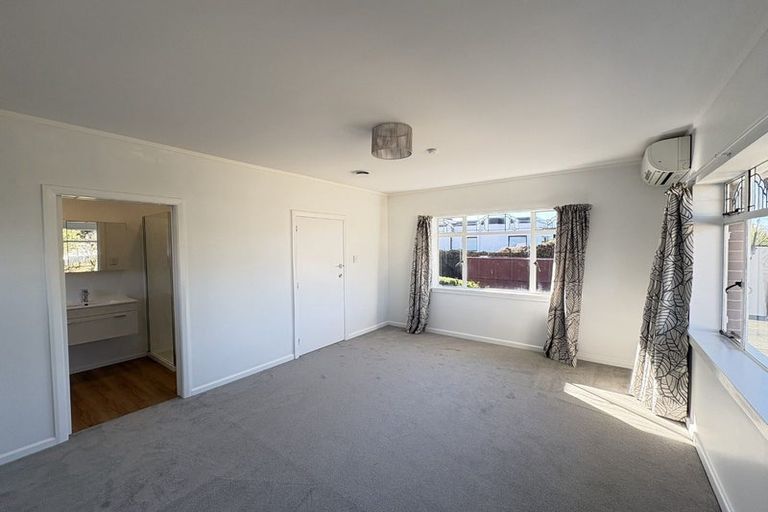 Photo of property in 211 Knowles Street, St Albans, Christchurch, 8052