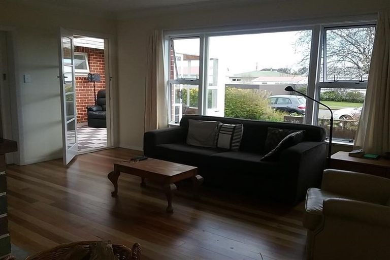 Photo of property in 4 Freyberg Street, Levin, 5510