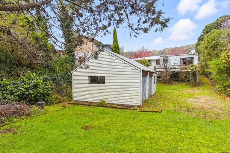 Photo of property in 15 Leinster Avenue, Raumati South, Paraparaumu, 5032