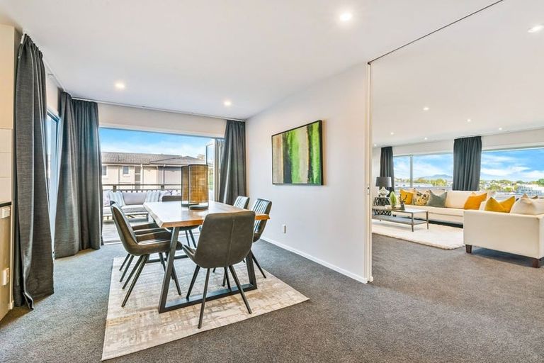 Photo of property in 44 Grenada Avenue, Forrest Hill, Auckland, 0620